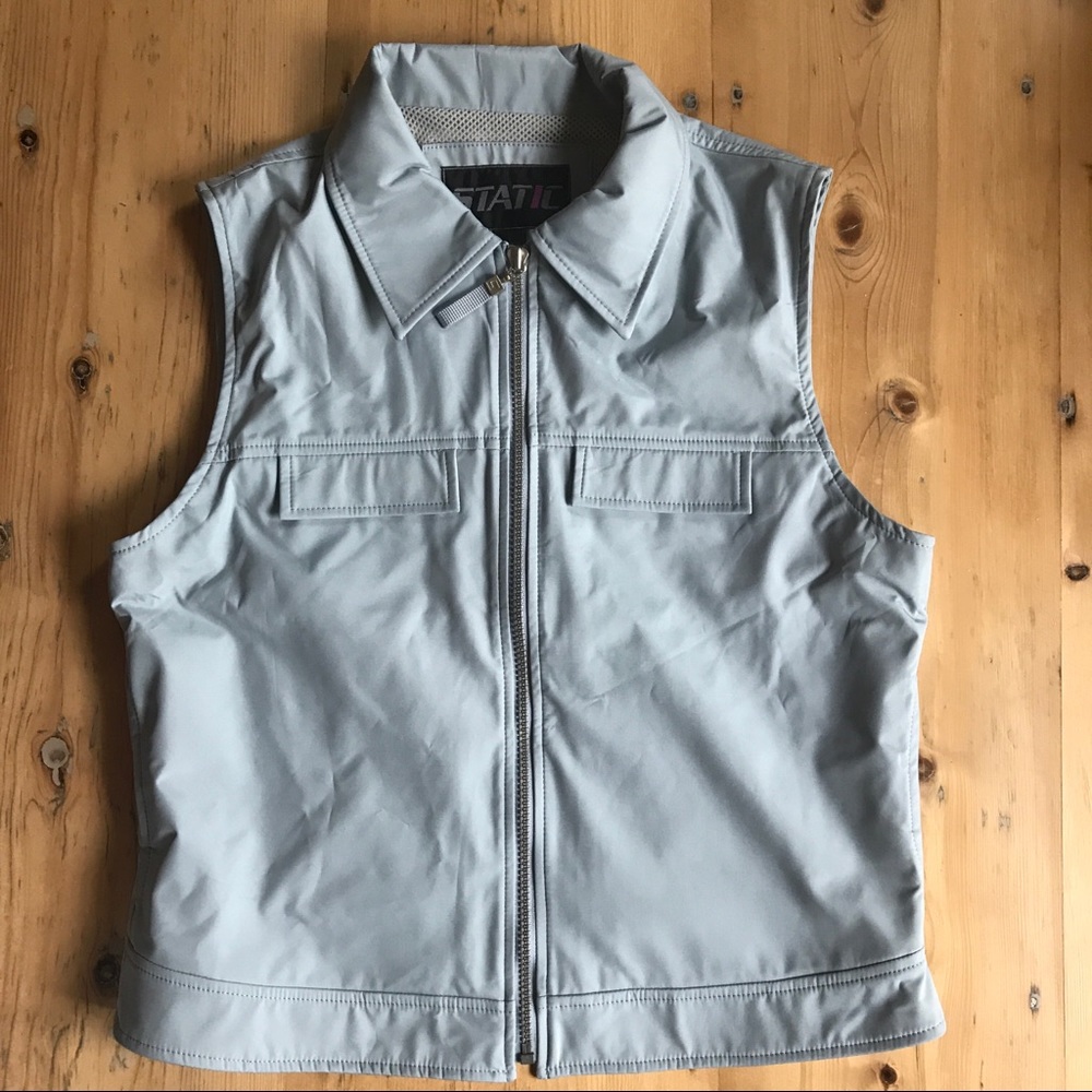 Static NWOT Rugged Vest Large gray poly - Picture 3 of 13